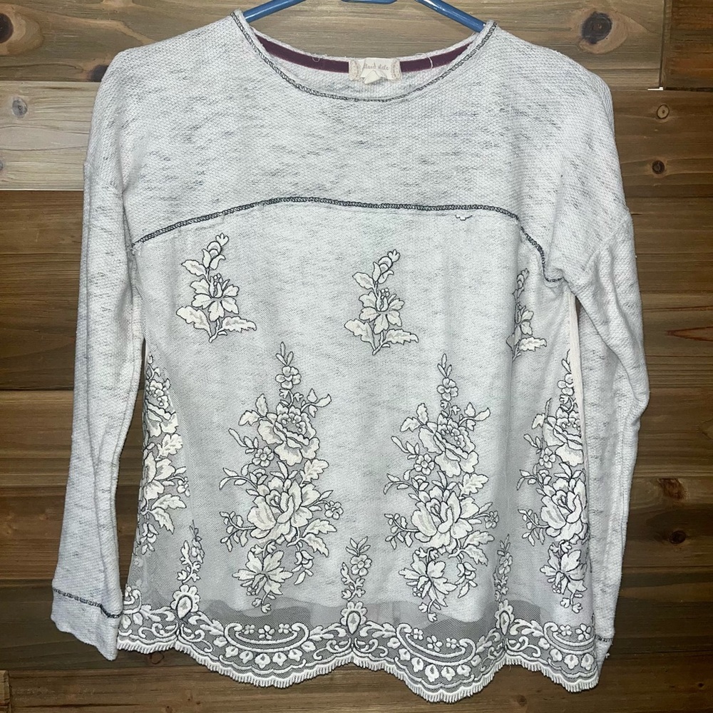 Altar’d state floral embroider top